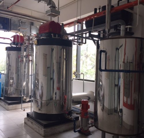 Lò hơi đốt dầu_đứng